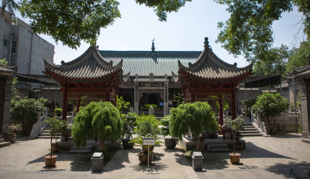 Is this a Mosque or a Chinese Temple?