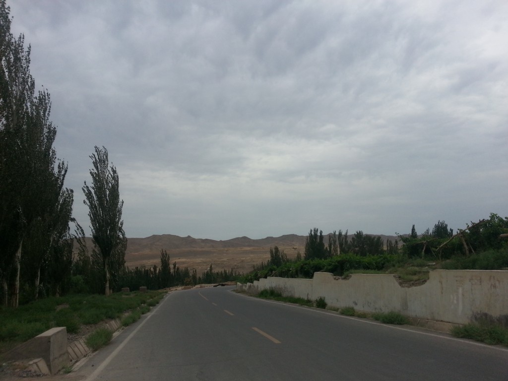 The road from the Jiaohe ruins