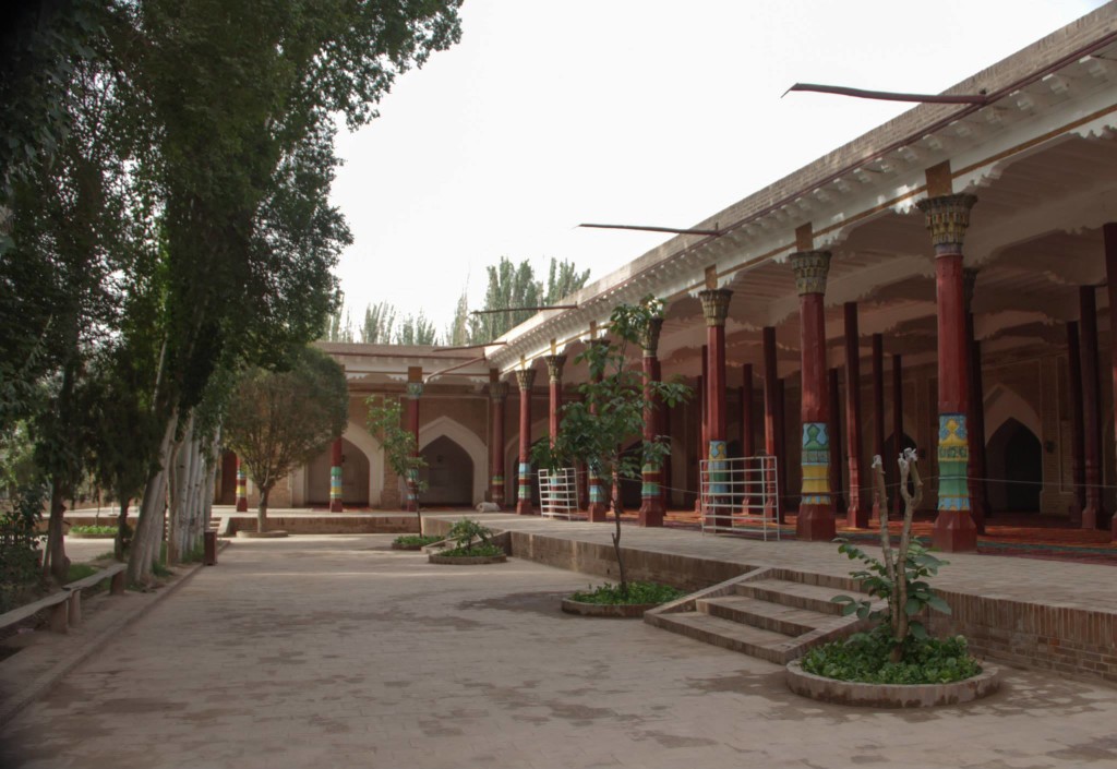 Juma Mosque - attached to the Mausoleum