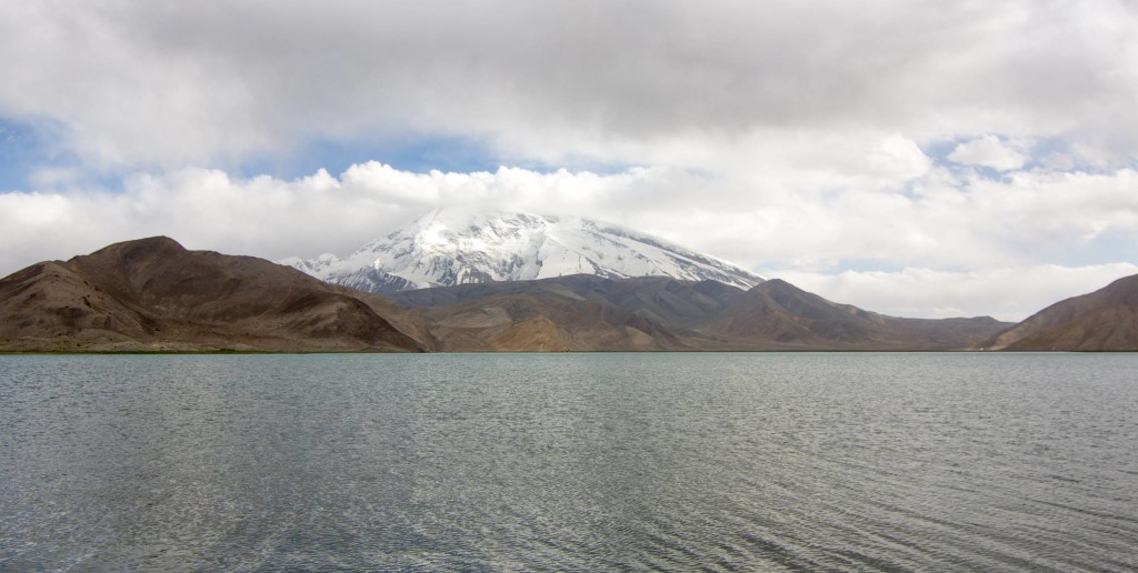 Karakul Lake with Muztagh Ata behind