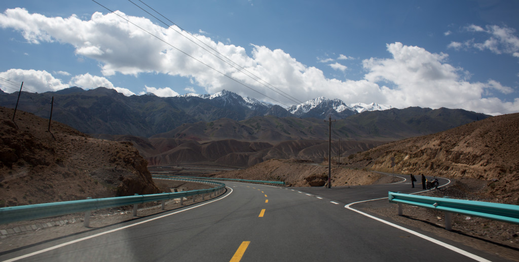 Towards the Irkeshtam Pass