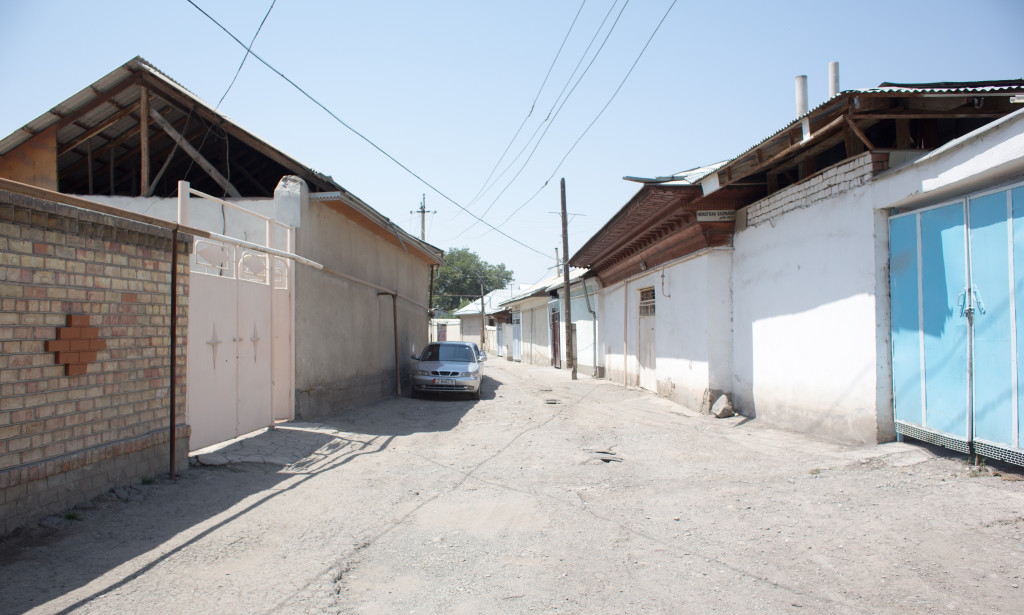 Uzbek Neighborhood